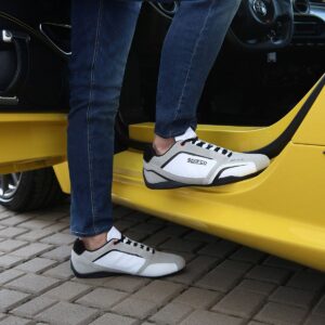 Sparco SP-F6 White Shoes Sneakers Picture2: Designed for ultimate street durability and performance, Sparco SP-F6 White Shoes is what you’d expect in a competition driving shoes. That is why these shoes/boots feature a thin sole for maximum pedal feel and control. The sole continues up the heel's back to provide a smooth and stable pivoting point for heel-toe shifting. Comfortable shoes/boots that can be used for everyday car and motorbike driving, touring, racing, karting and even sim racing.
